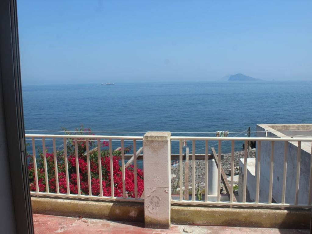 casa indipendente in vendita a Lipari