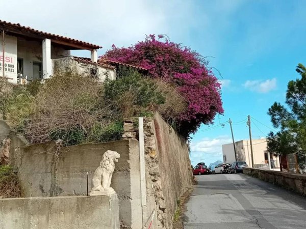 casa indipendente in vendita a Lipari