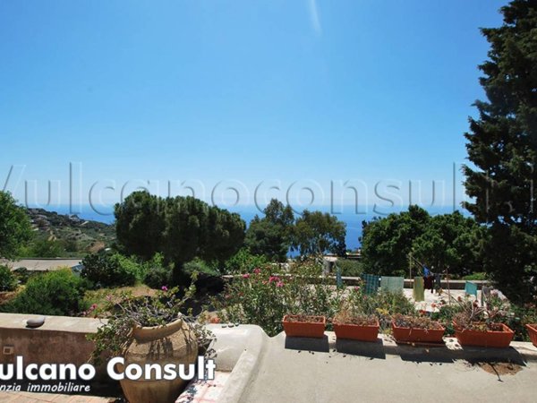casa indipendente in vendita a Lipari