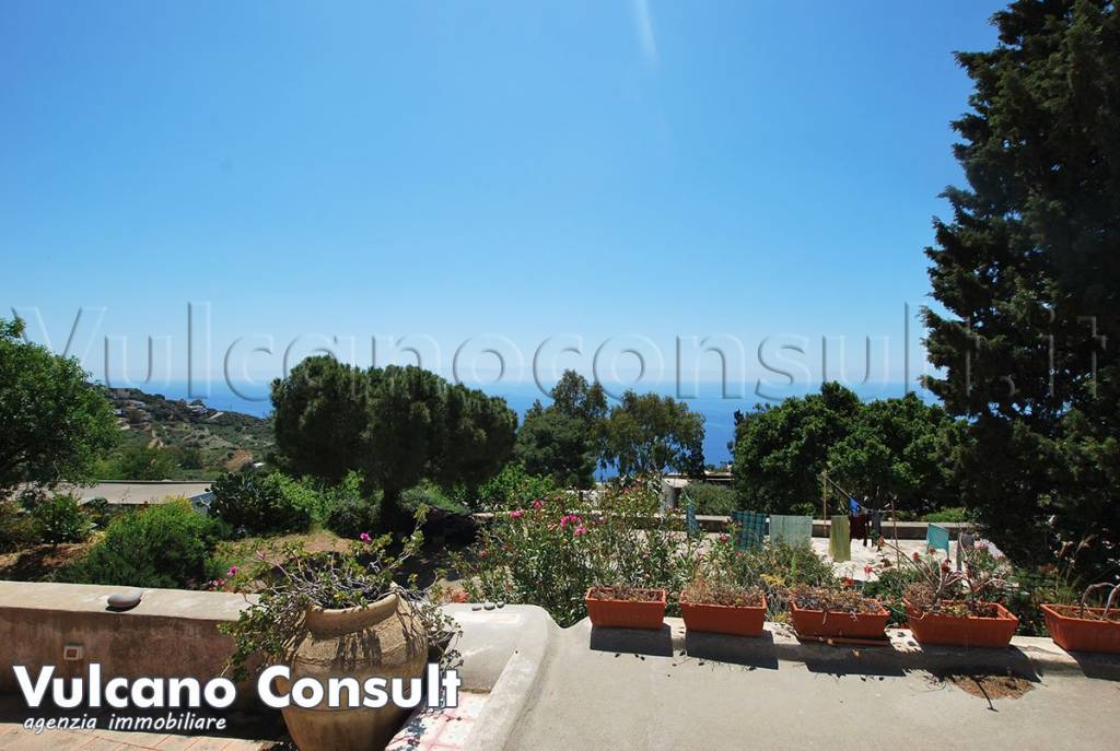 casa indipendente in vendita a Lipari