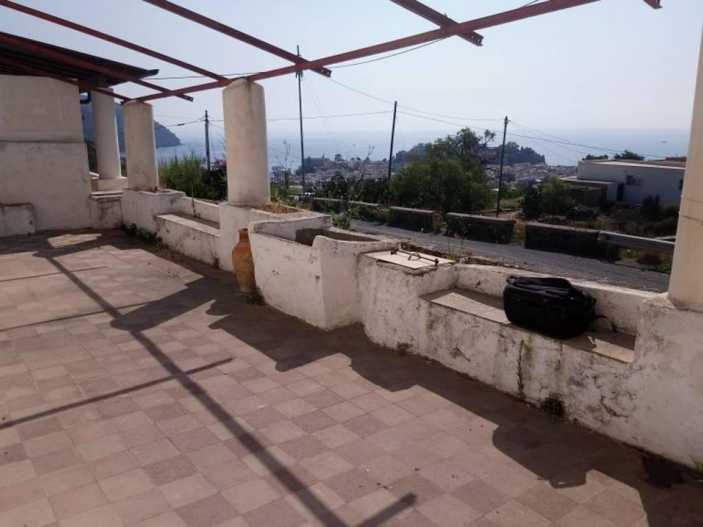casa indipendente in vendita a Lipari