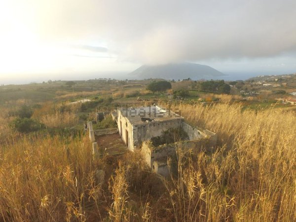 casa indipendente in vendita a Lipari