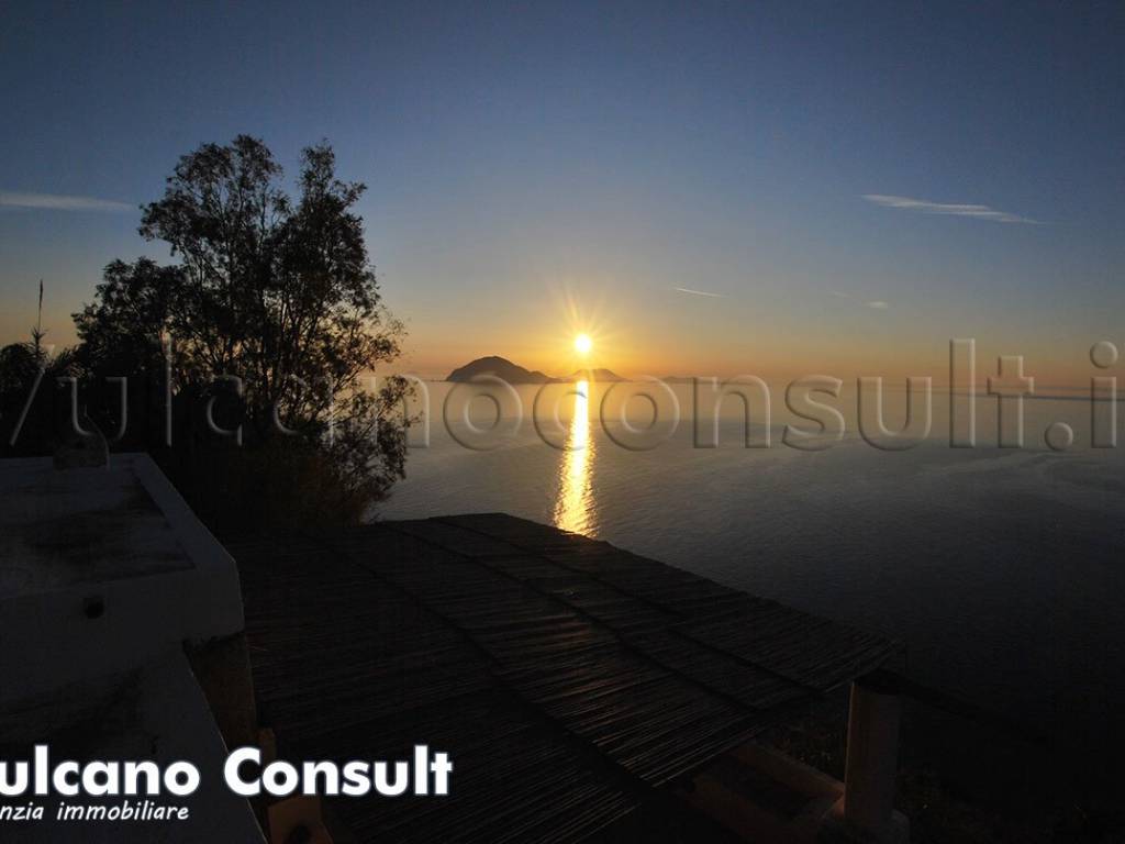 casa indipendente in vendita a Lipari