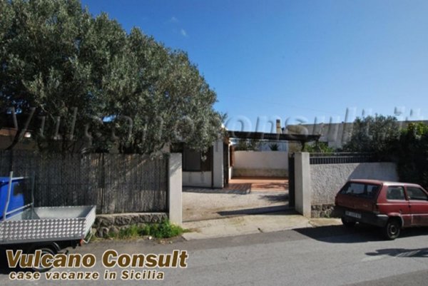 casa indipendente in vendita a Lipari