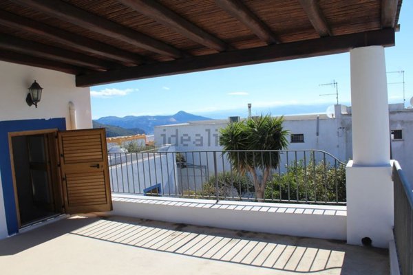 casa indipendente in vendita a Lipari