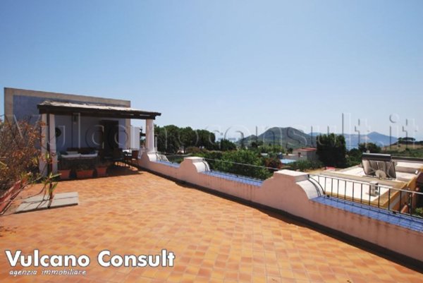 casa indipendente in vendita a Lipari