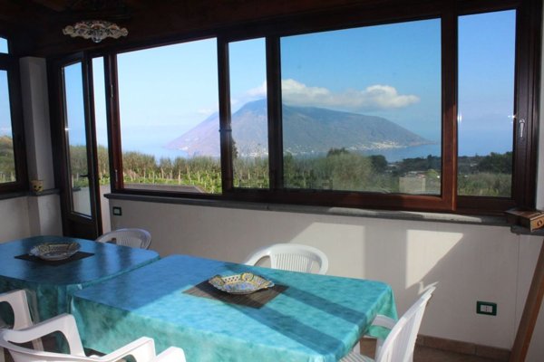 casa indipendente in vendita a Lipari