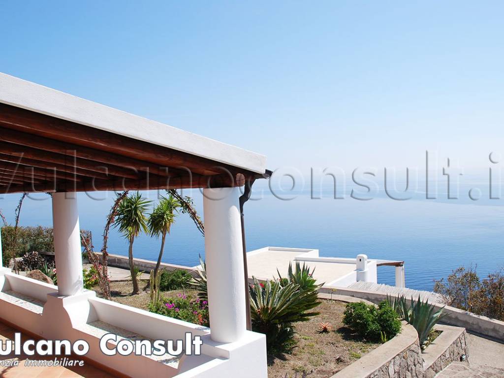 casa indipendente in vendita a Lipari