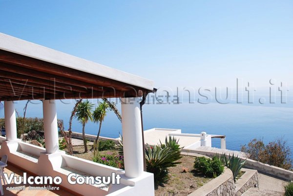 casa indipendente in vendita a Lipari
