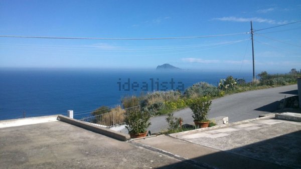 casa indipendente in vendita a Lipari