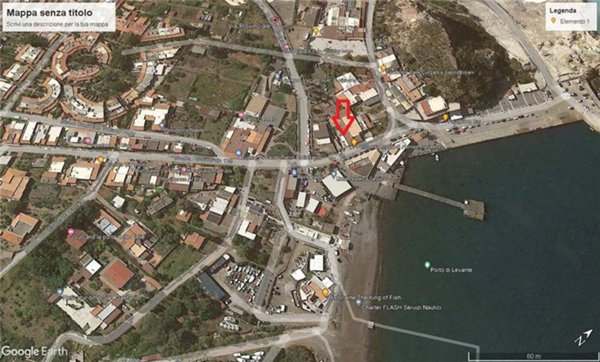 locale commerciale in vendita a Lipari