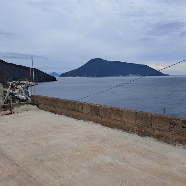 casa indipendente in vendita a Lipari