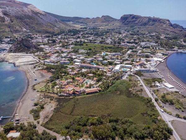 intera palazzina in vendita a Lipari