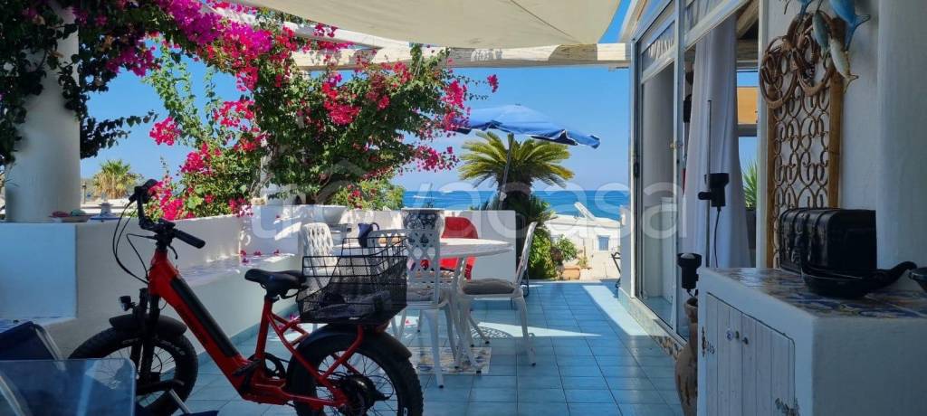 casa indipendente in vendita a Lipari