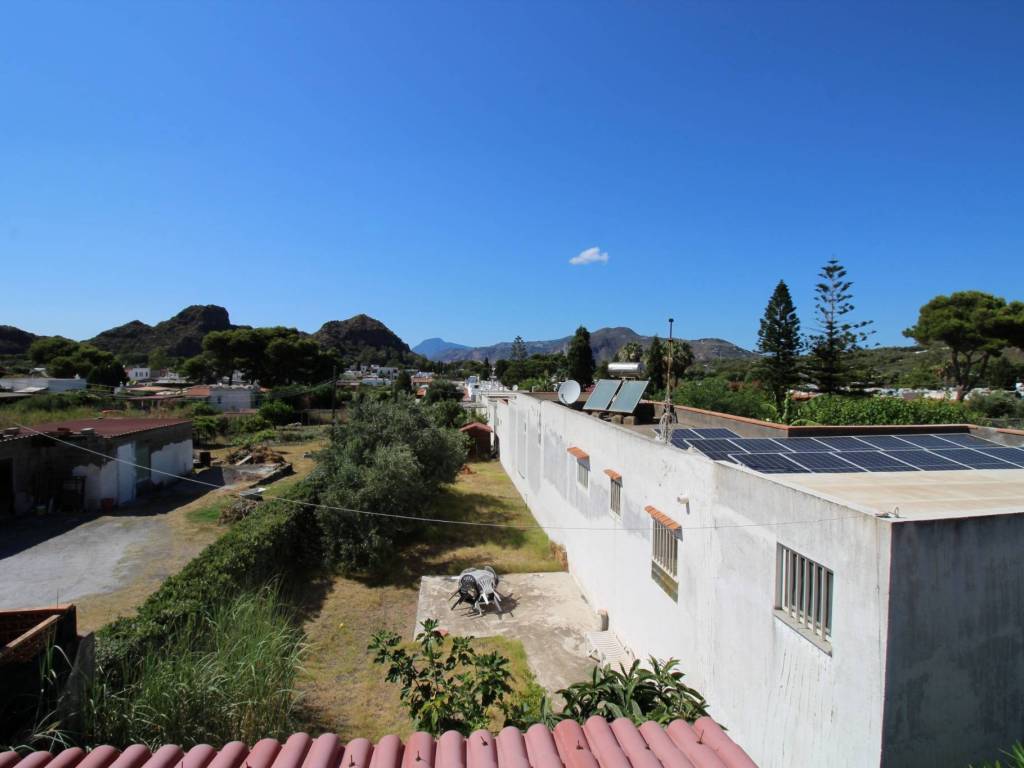casa indipendente in vendita a Lipari