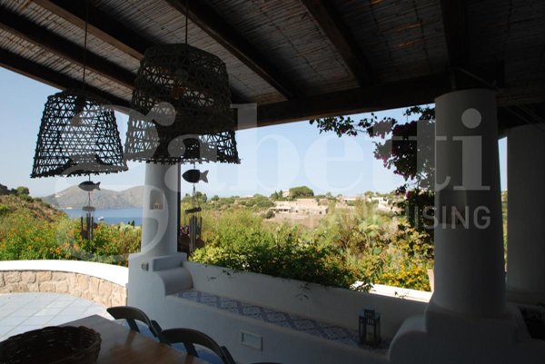 casa indipendente in vendita a Lipari