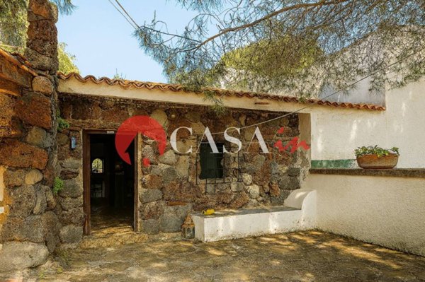 casa indipendente in vendita a Lipari