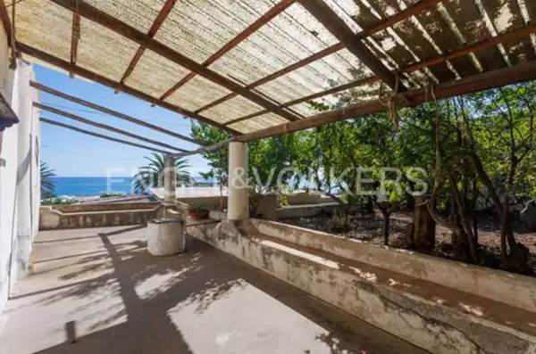 casa indipendente in vendita a Lipari