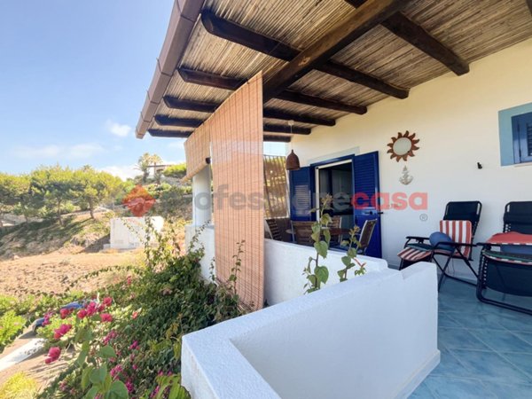 casa indipendente in vendita a Lipari