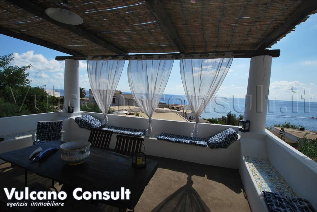 casa indipendente in vendita a Lipari