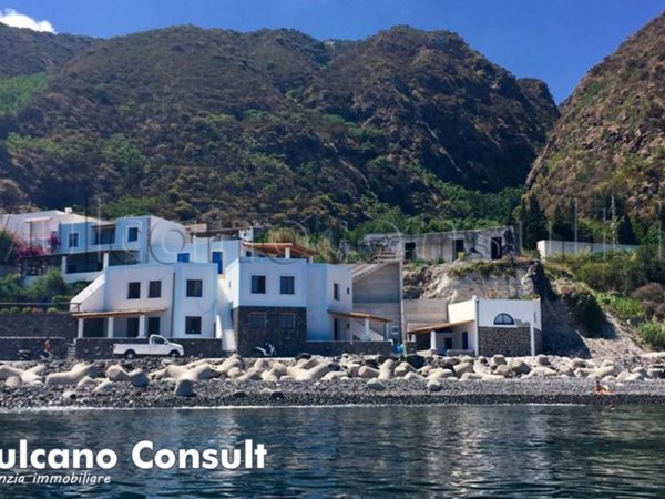 casa indipendente in vendita a Lipari