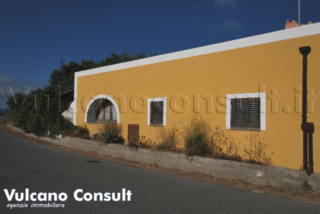 casa indipendente in vendita a Lipari