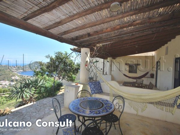 casa indipendente in vendita a Lipari