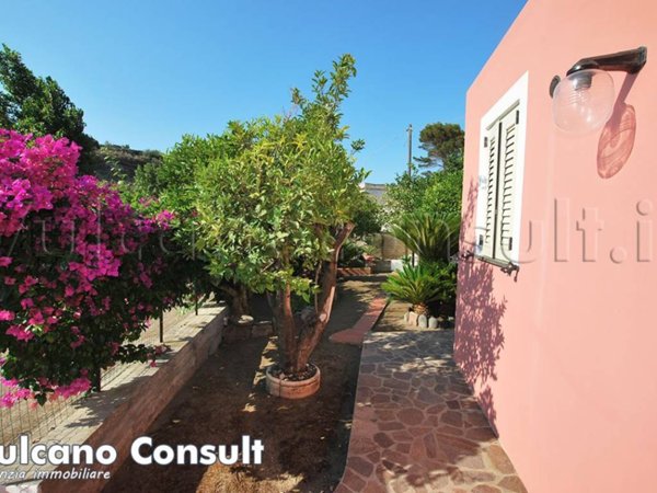 casa indipendente in vendita a Lipari
