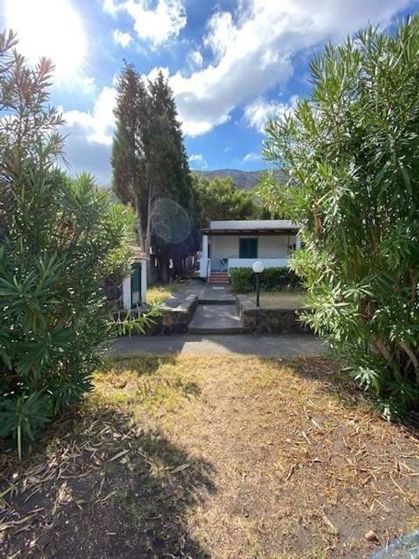 casa indipendente in vendita a Lipari