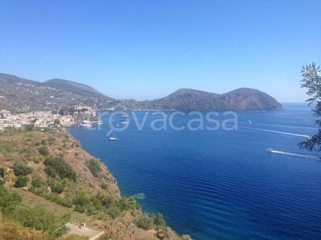 casa indipendente in vendita a Lipari