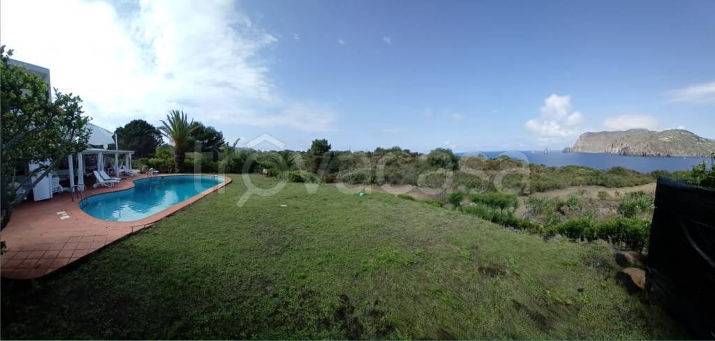 casa indipendente in vendita a Lipari
