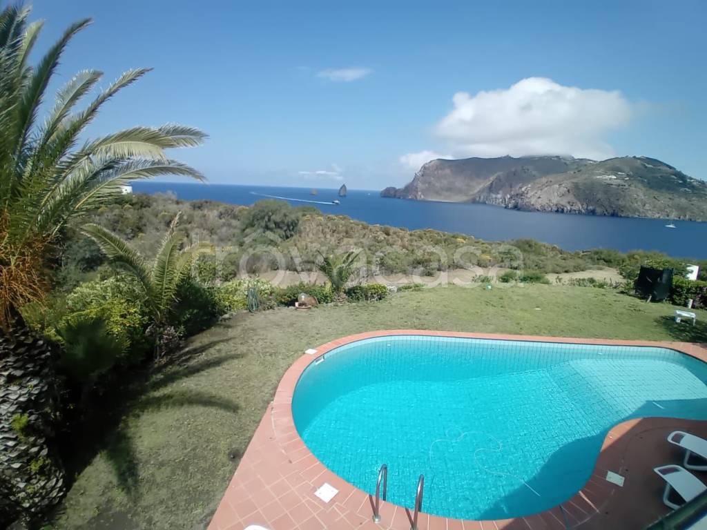 casa indipendente in vendita a Lipari