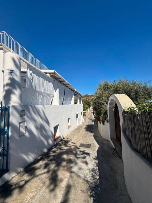 casa indipendente in vendita a Lipari