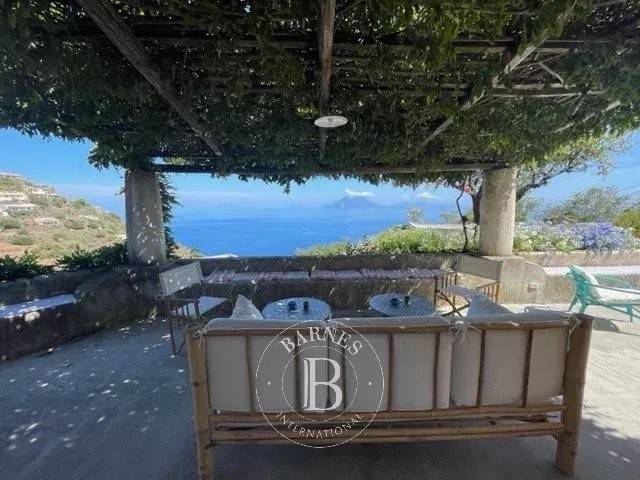 casa indipendente in vendita a Lipari