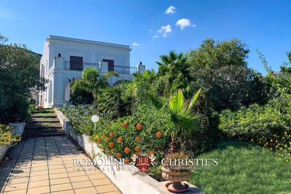 casa indipendente in vendita a Lipari