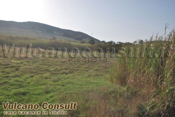 terreno edificabile in vendita a Lipari