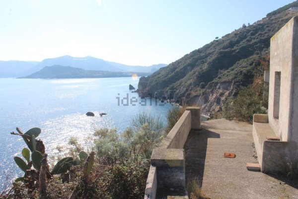 quadrivano in vendita a Lipari