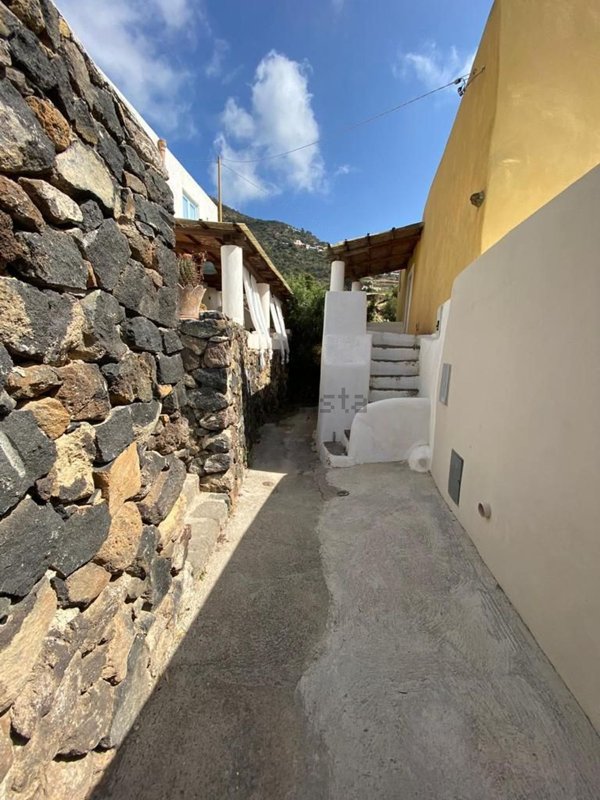 appartamento in vendita a Lipari