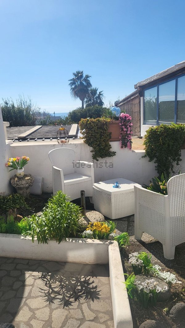 quadrivano in vendita a Lipari