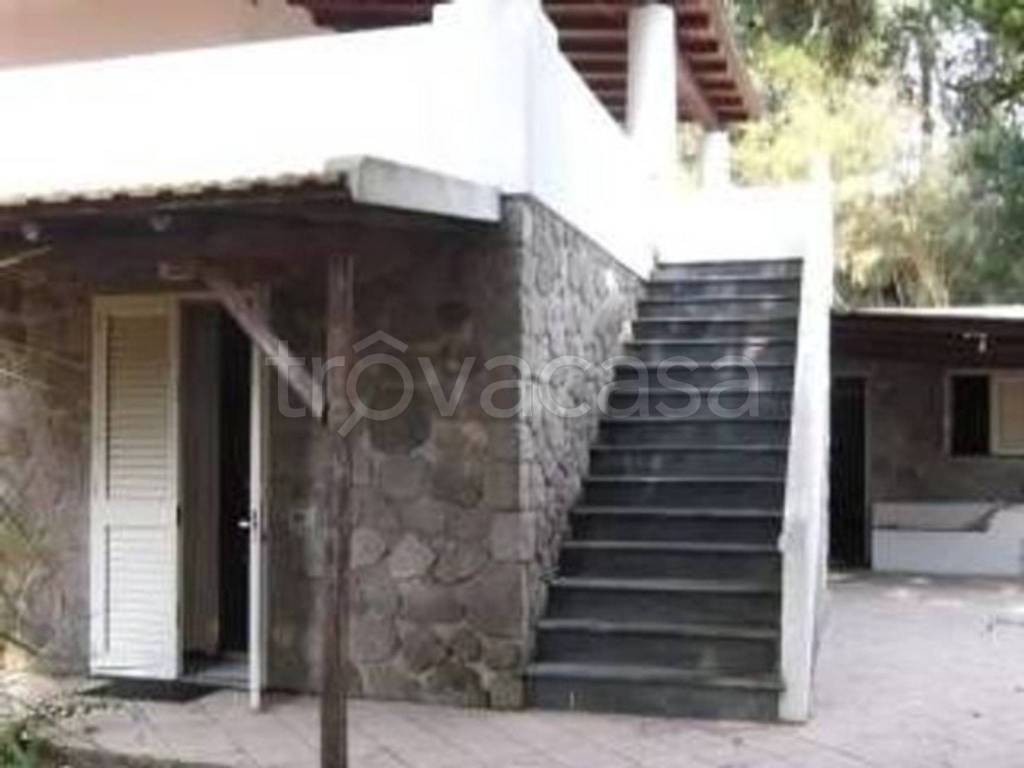 casa indipendente in vendita a Lipari