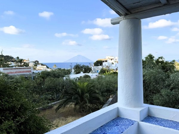 casa indipendente in vendita a Lipari