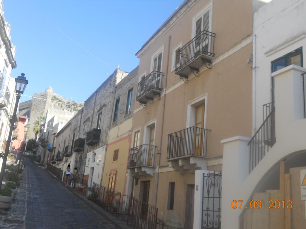 casa indipendente in vendita a Lipari