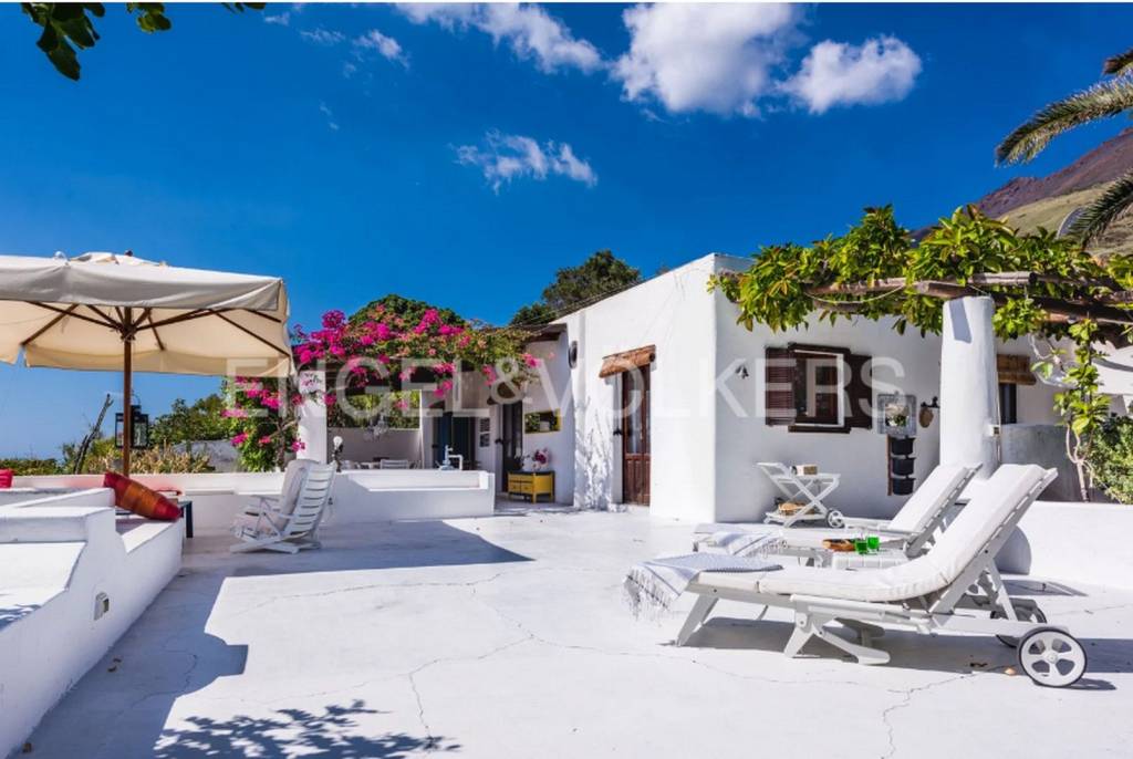 casa indipendente in vendita a Lipari