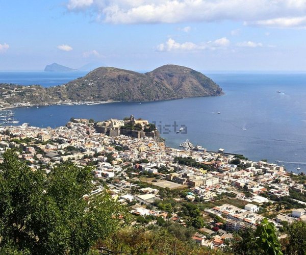 casa indipendente in vendita a Lipari