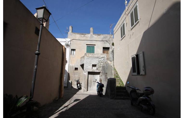 casa indipendente in vendita a Lipari