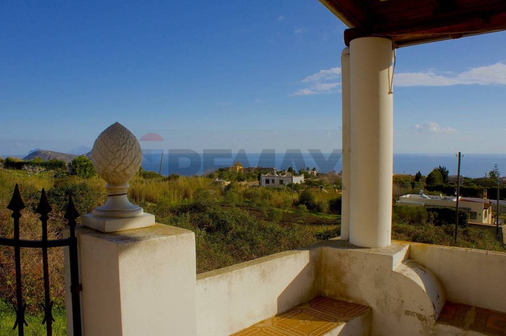 casa indipendente in vendita a Lipari