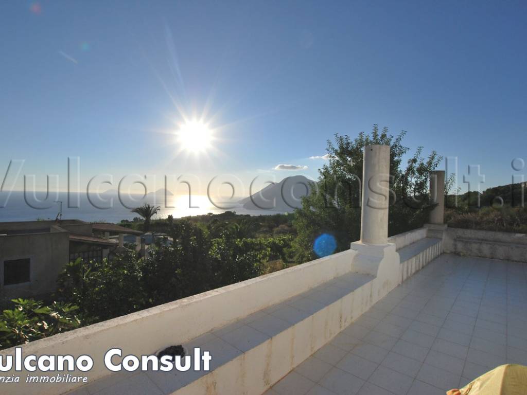 casa indipendente in vendita a Lipari