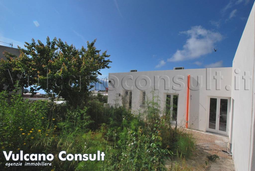 casa indipendente in vendita a Lipari