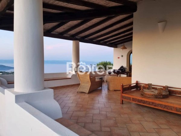 appartamento in vendita a Lipari