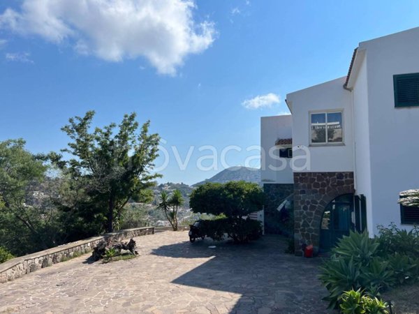 casa indipendente in vendita a Lipari